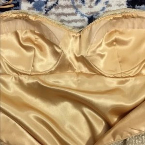 Cache NYE Metallic Gold Textured Strapless Dress - Picture 6 of 8